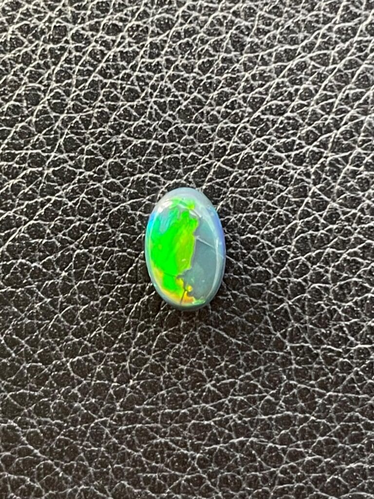 Australian Black Opal 1.41ct Oval 270-1079 1 Australian Black Opal 1.41ct Oval
